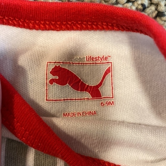 Puma Jacket & Onesie Set Size 6-9 Months in Like New Condition - Picture 6 of 7